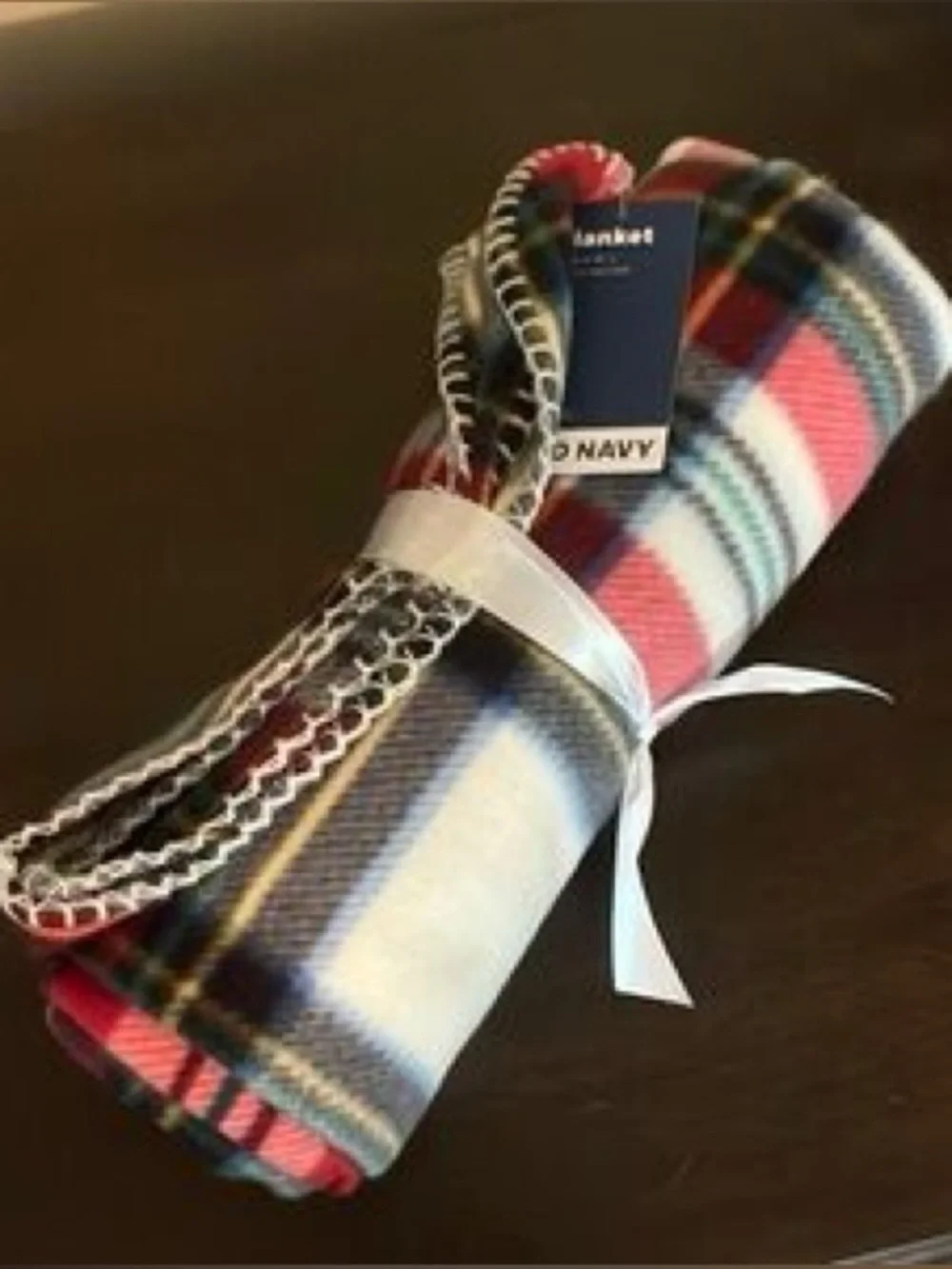 Old Navy Plaid Fleece Throw - New Gift 🎁